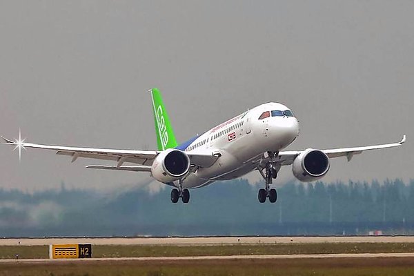 China Eastern получит первый самолет C919 в декабре