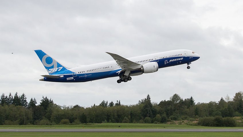 Авиакомпания Air Astana подписала договор о лизинге трех Boeing 787