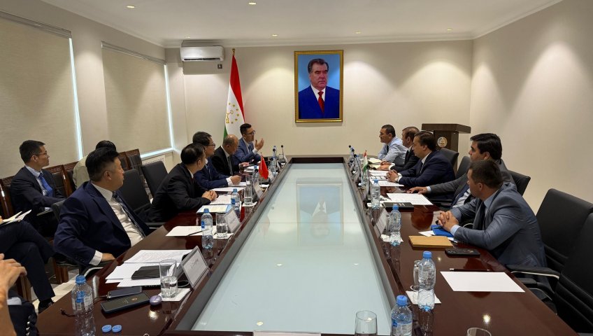 OPENING OF NEW FLIGHTS ON DUSHANBE-BEIJING AND DUSHANBE-XIAN ROUTES DISCUSSED