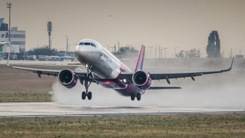 ЭКОНОМИЯ ТОПЛИВА И БОЛЕЕ ПЛАВНЫЕ ПОЛЕТЫ: WIZZ AIR ВНЕДРЯЕТ ТЕХНОЛОГИИ В КАБИНЕ ПИЛОТОВ ДЛЯ БОРЬБЫ С ТУРБУЛЕНТНОСТЬЮ И ВЫБРОСАМИ CO2