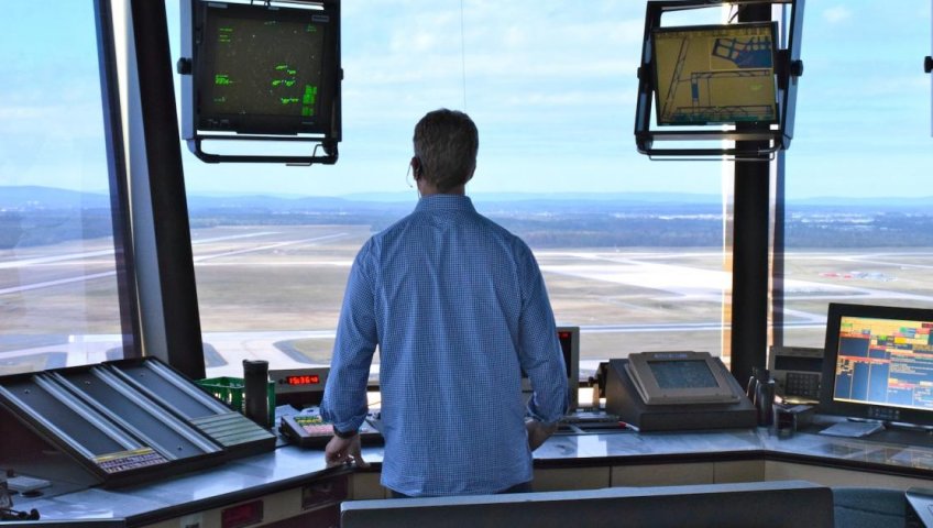 FAA НАНИМАЕТ БОЛЕЕ 2000 АВИАДИСПЕТЧЕРОВ В 2025 ФИНАНСОВОМ ГОДУ