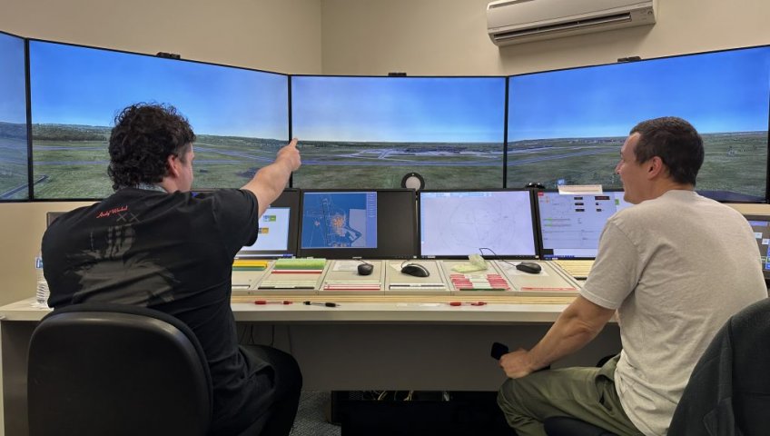 ОМПАНИЯ ADACEL ПОДДЕРЖИВАЕТ КОМПАНИЮ AIRSERVICES AUSTRALIA В ПРОВЕДЕНИИ ДИСТАНЦИОННОГО ПИЛОТИРОВАНИЯ ПСЕВДОПИЛОТОВ ДЛЯ ОБУЧЕНИЯ ДИСПЕТЧЕРОВ ВОЗДУШНОГО ДВИЖЕНИЯ