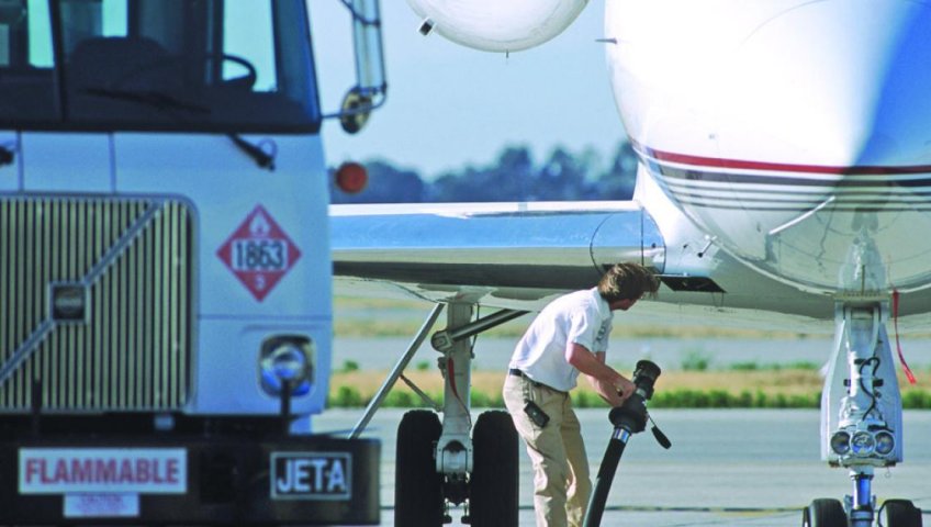 ЦЕНЫ НА АВИАЦИОННОЕ ТОПЛИВО В ДЕКАБРЕ НЕЗНАЧИТЕЛЬНО СНИЗИЛИСЬ