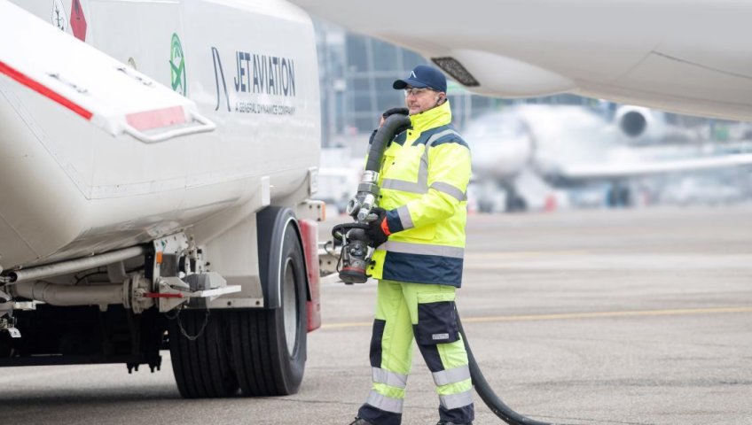 КОМПАНИЯ JET AVIATION ВНОВЬ ПРЕДЛАГАЕТ ЭКОЛОГИЧЕСКИ ЧИСТОЕ АВИАЦИОННОЕ ТОПЛИВО В ЦЮРИХЕ ДЛЯ УЧАСТНИКОВ ВСЕМИРНОГО ЭКОНОМИЧЕСКОГО ФОРУМА