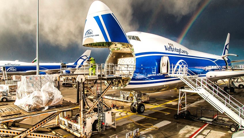 В 2025 ГОДУ МИРОВОЙ СПРОС НА ГРУЗОВЫЕ АВИАПЕРЕВОЗКИ ДОСТИГ РЕКОРДНЫХ ОБЪЕМОВ