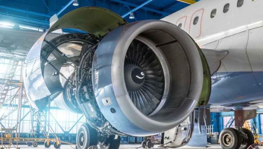 НА КАКОЙ СРОК СЛУЖБЫ РАССЧИТАНЫ РЕАКТИВНЫЕ ДВИГАТЕЛИ САМОЛЕТОВ?