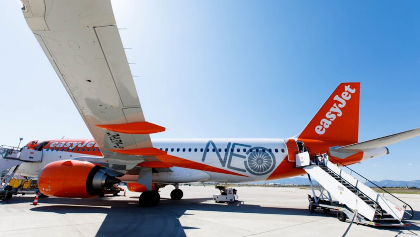 EASYJET ПРИБЛИЖАЕТСЯ К СДЕЛКЕ ПО ПОГЛОЩЕНИЮ ЗА 7,5 МЛРД ДОЛЛАРОВ, ПОСКОЛЬКУ CASTLELAKE ЗАРУЧИЛАСЬ ПОДДЕРЖКОЙ СОВЕТА ДИРЕКТОРОВ