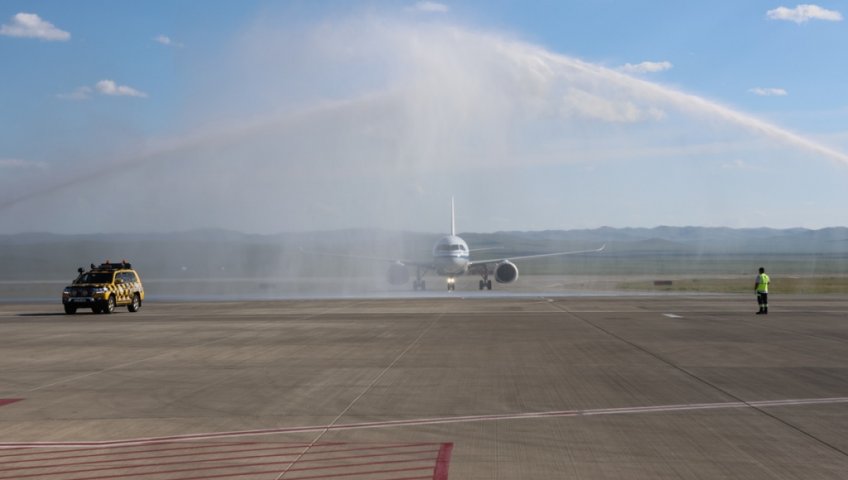 САМОЛЕТ C919 СОВЕРШИЛ СВОЙ ПЕРВЫЙ МЕЖДУНАРОДНЫЙ КОММЕРЧЕСКИЙ РЕЙС, И КОМПАНИЯ COMAC ДЕЛАЕТ СЛЕДУЮЩИЙ ШАГ ЗА ПРЕДЕЛЫ КИТАЯ