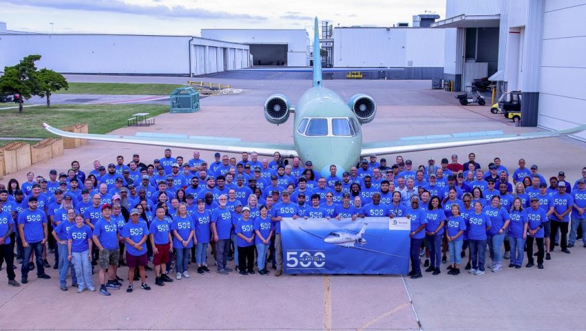 КОМПАНИЯ TEXTRON AVIATION ОТМЕЧАЕТ ВЫПУСК 500-Й МОДЕЛИ САМОЛЕТА LATITUDE