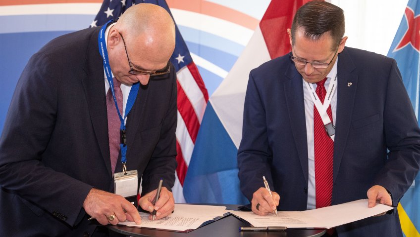 КОМПАНИЯ SKUNK WORKS И КОРОЛЕВСКИЙ АЭРОКОСМИЧЕСКИЙ ЦЕНТР НИДЕРЛАНДОВ РАСШИРЯЮТ СТРАТЕГИЧЕСКОЕ СОТРУДНИЧЕСТВО